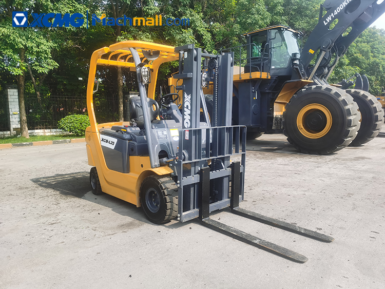 XCMG official 2.5 ton small electric forklift lithium XCB-L25 price