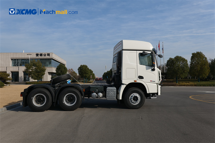 XCMG HANVAN G7 6*4 Tractor Head Truck for sale