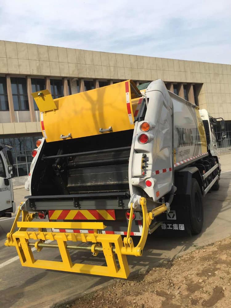 XCMG 8 ton Electric Garbage Compactor Truck for sale