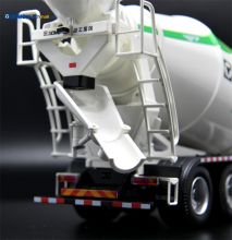 XCMG 1:35 Schwing Concrete Mixer Truck Alloy Diecast Model for Collection Gift