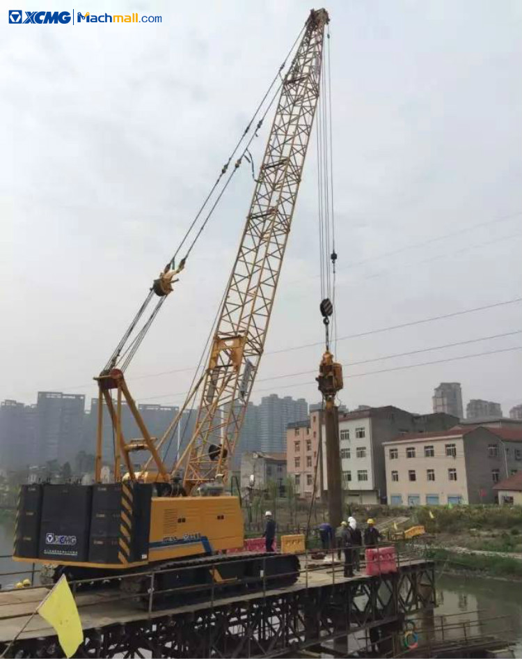 XCMG construction crane 75 ton crawler crane XGC75 price