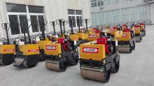 XCMG 1 ton mini light road roller XMR083 for sale