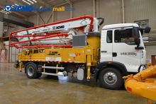 XCMG 30m small concrete pump trucks HB30K with HOWO chassis for Vietnam price