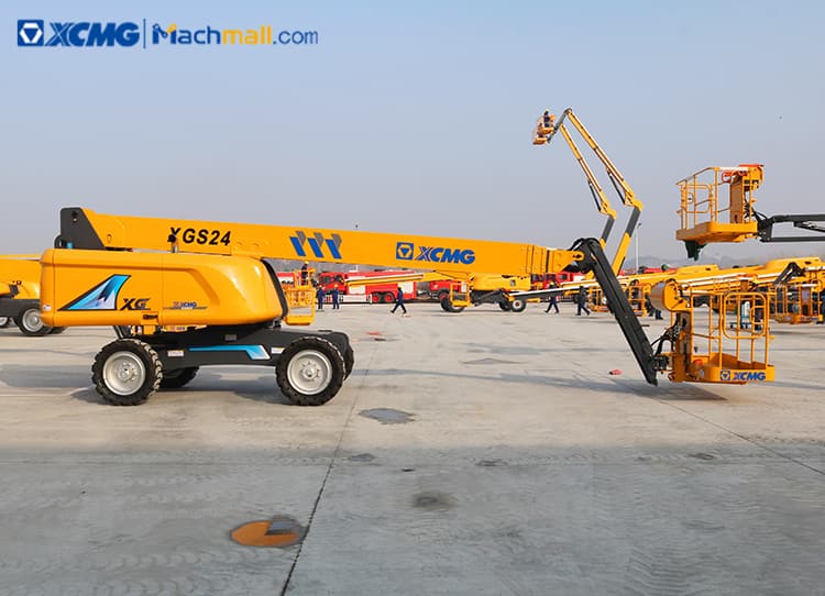 XCMG 24m Straight arm telescopic mobile towable trailer lift hydraulic lift platform for sale