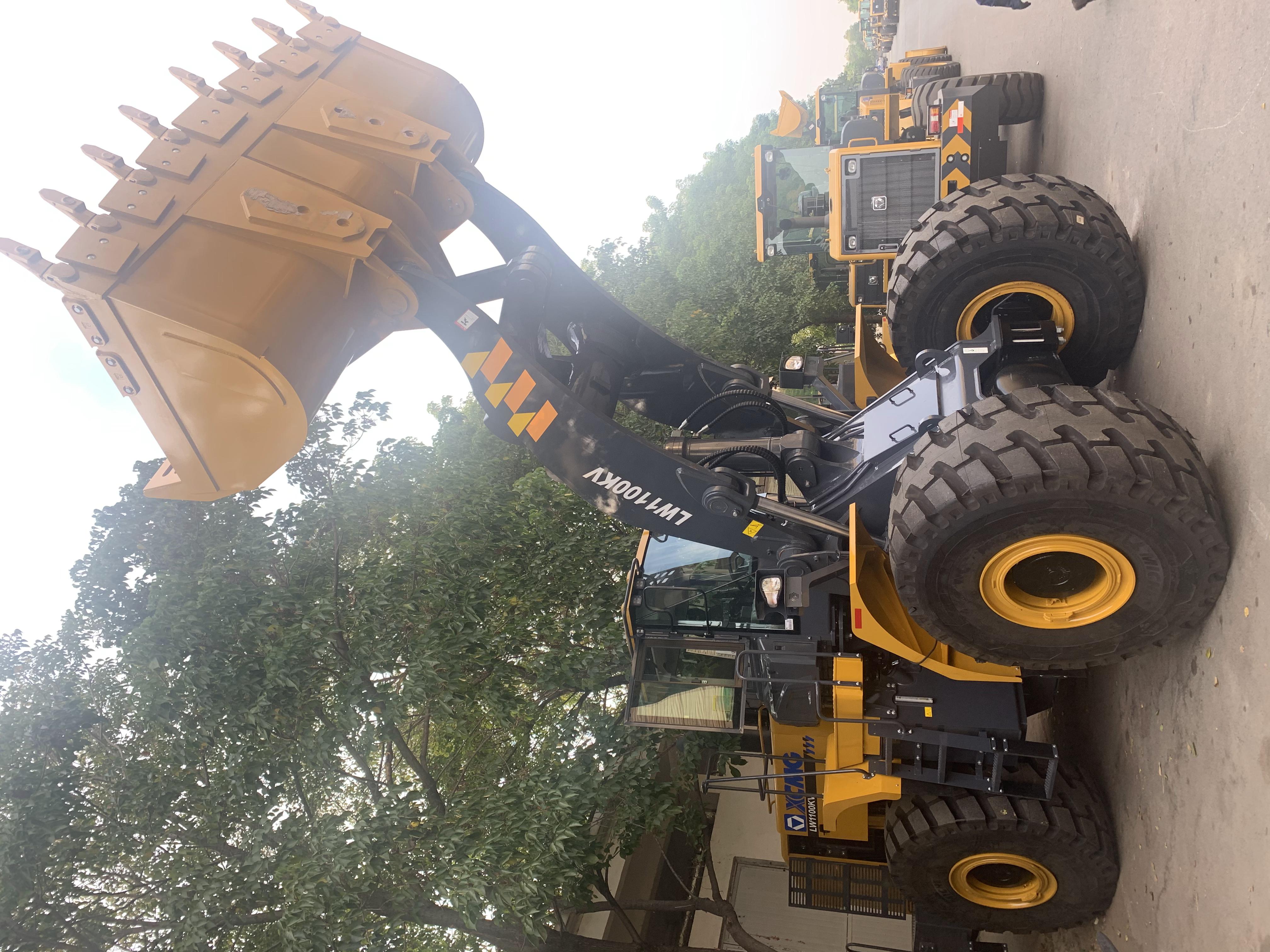 XCMG original factory 11 ton wheel loader LW1100KV price