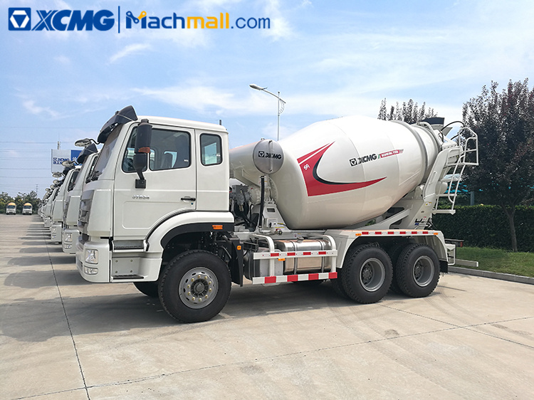 Concrete mixer diesel XCMG 6m3 truck mixer G06K price