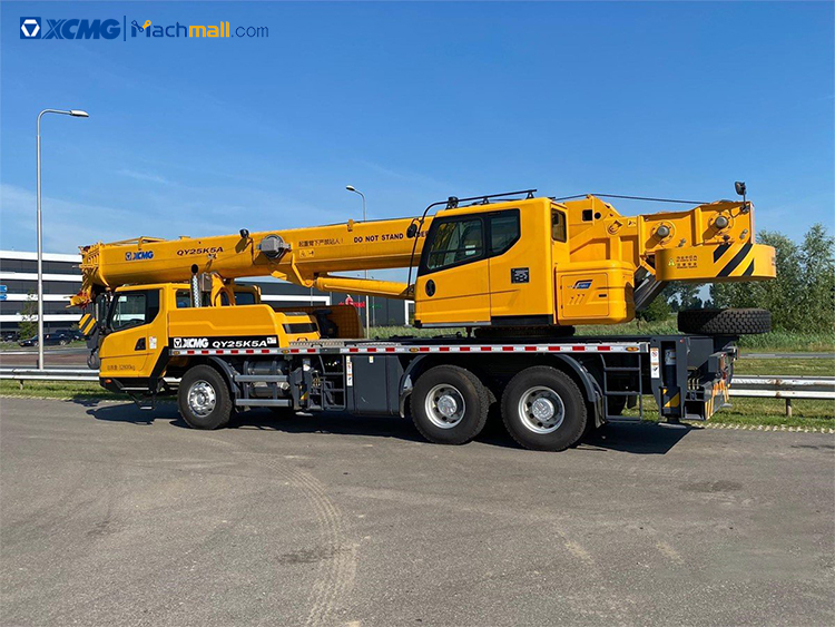 XCMG QY25K5A 25 ton truck crane On Sale