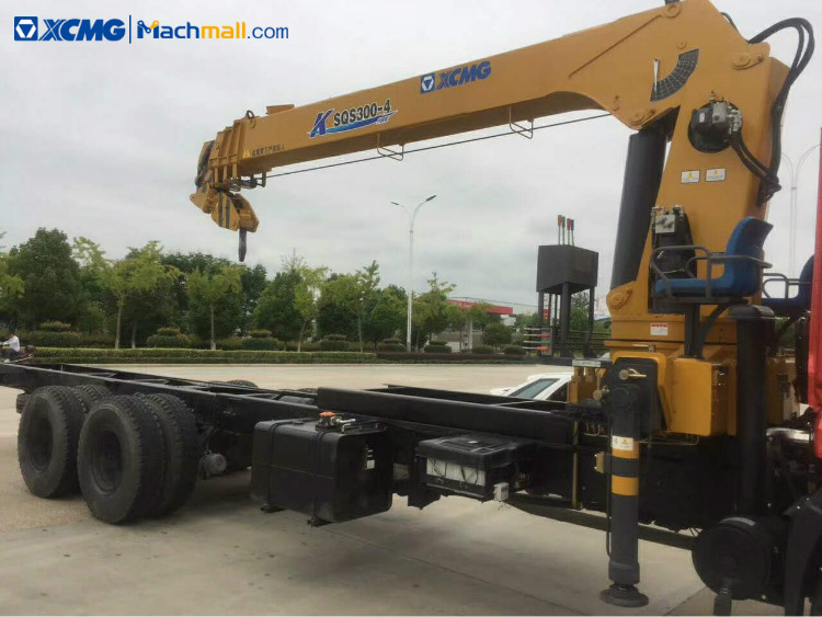 XCMG 10 ton telescopic arm trailer with crane price