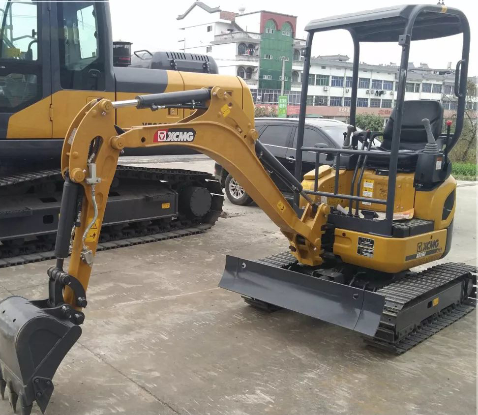 XCMG XE15U New 2 Ton Small Household Excavators For Sale