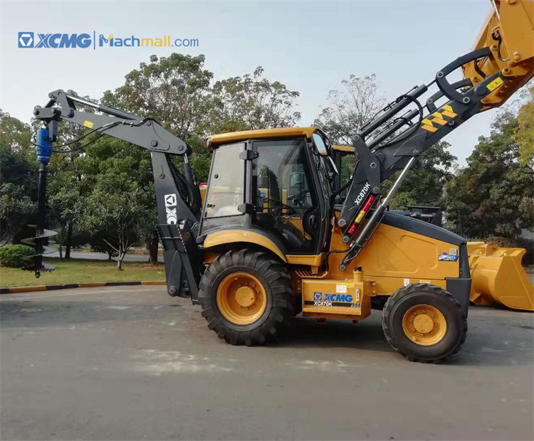 XCMG 4wd 82kw backhoe loader with post hole digger for sale