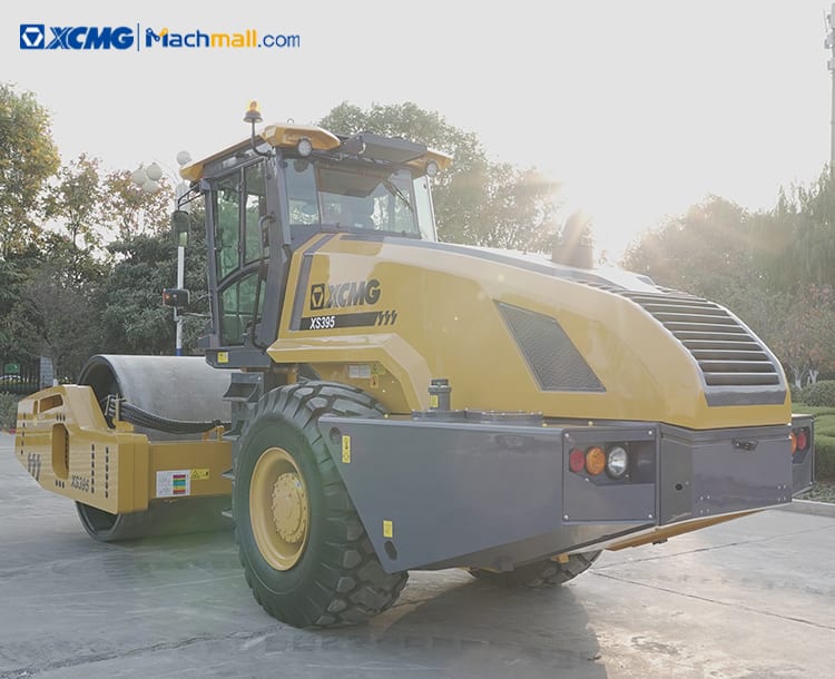 XCMG 40 ton Hydraulic Single Drum Vibratory Roller XS395 for sale