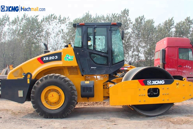 XCMG official 20 ton road roller machine XS203 price