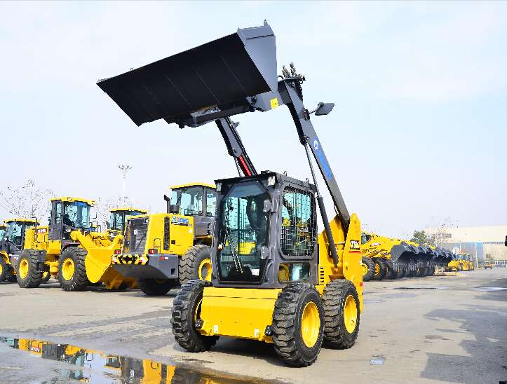 XCMG 1 ton mini skidsteer loader XC760K with CE price