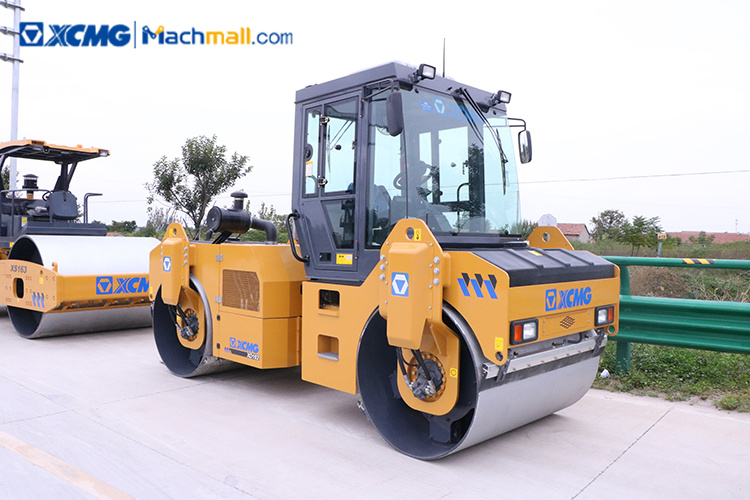 XCMG factory 10 ton compactor roller XD102 for sale