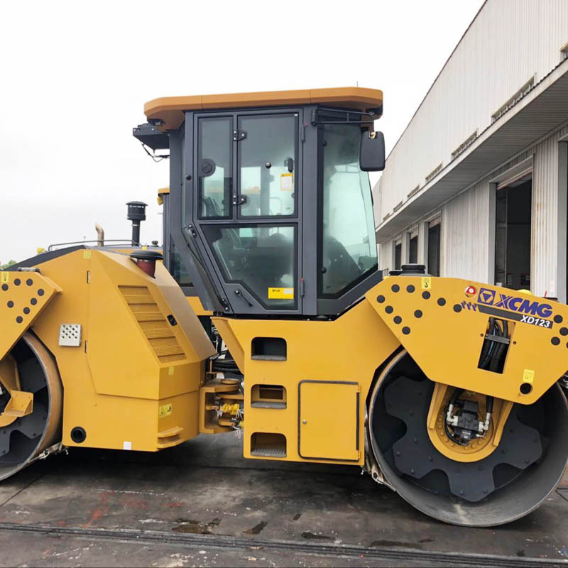 XCMG 12 ton double drum road roller machine XD123