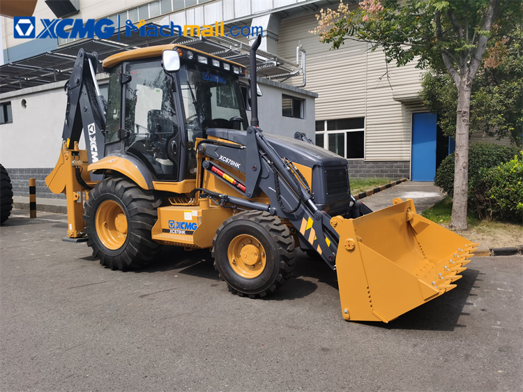 XCMG 4wd 82kw backhoe loader with post hole digger for sale