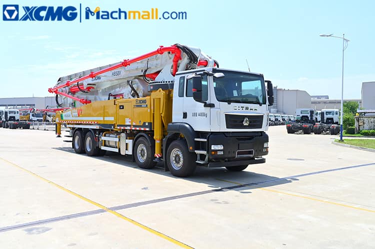 XCMG schwing germany concrete pumps HB58K with Sitrak chassis sale in Singapore
