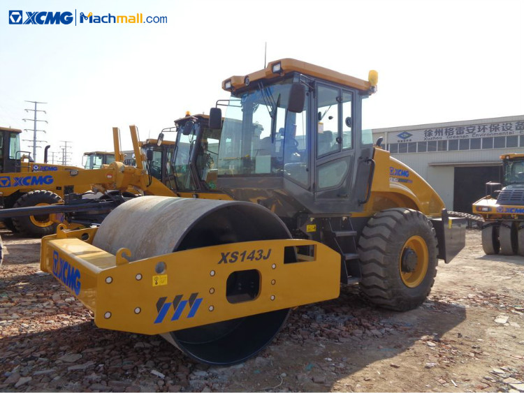 XCMG 14t road roller compactor machine removable pad foot XS143J price