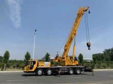 XCMG reconditioned hydraulic truck lift crane QY50KA price