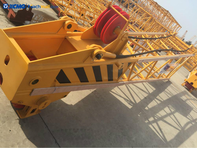 China XCMG hydraulic crawler crane 80 ton XGC85 price