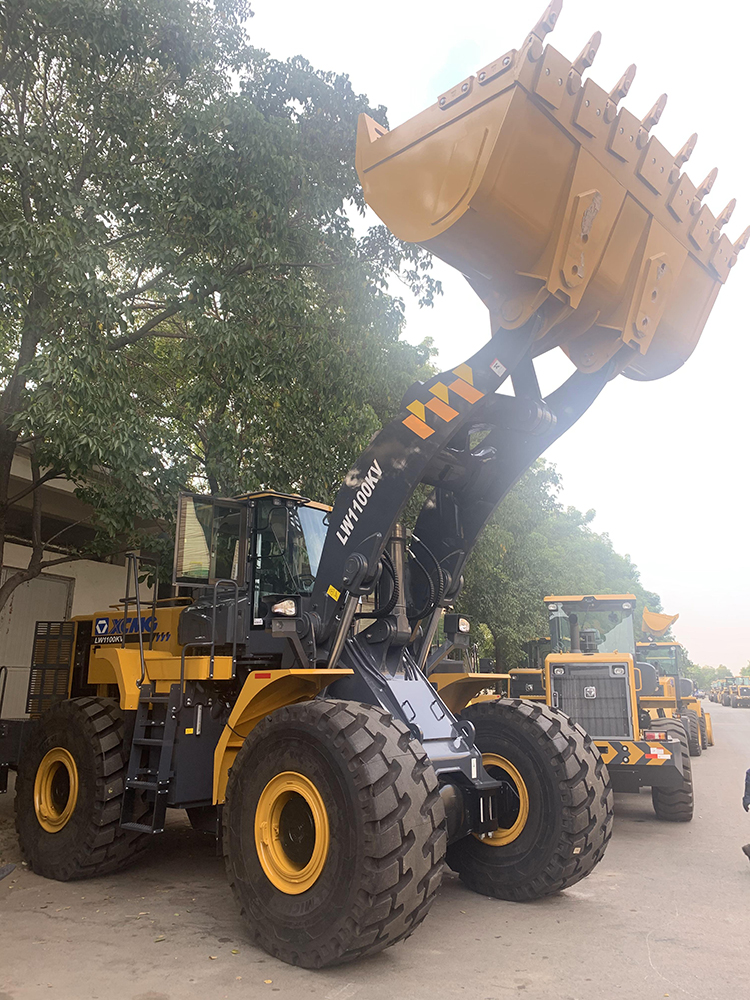 XCMG Manufacturer LW1100KV 11 ton big Mining Loader for sale