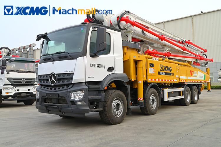 Truck concrete pump with Benz chassis XCMG HB58V sale in Mexico