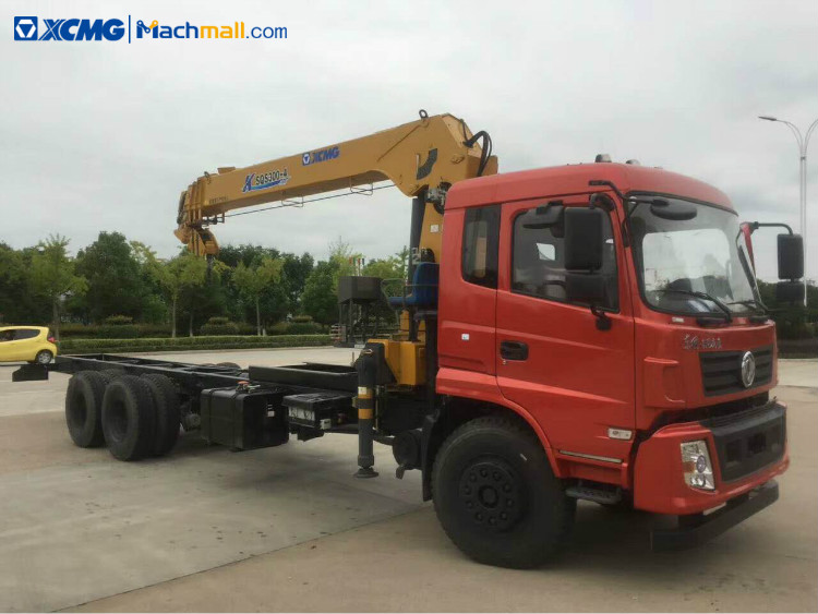 XCMG 8 tons 6 wheels dump truck with crane for sale