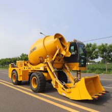 XCMG HT2.6cubic left front drive self-loading mixer SLM2600S for sale