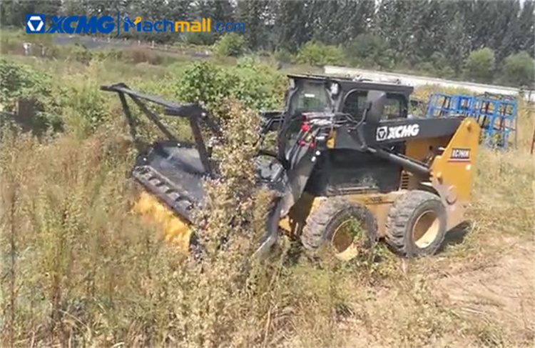 XCMG 1ton Mini Skid Loader with Mulcher Attachment for sale