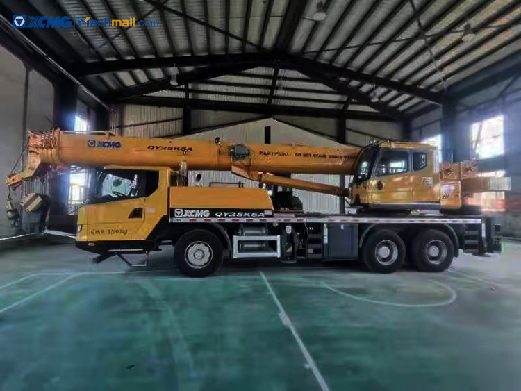 XCMG QY25K5A 25 ton truck crane On Sale