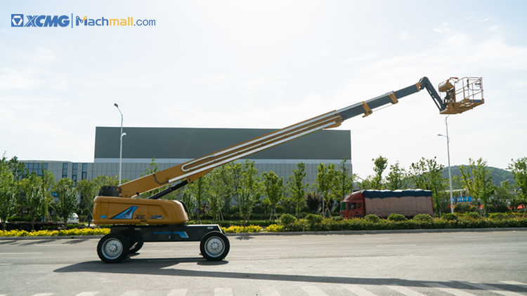 XCMG XGS40 40m Straight arm mobile elevating telescopic boom lift with 4 wheel price