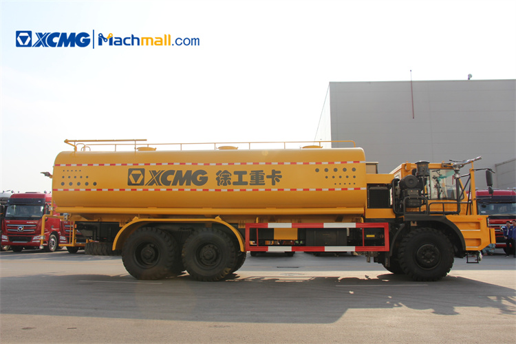 XCMG LHD Off Road Widebody Water Tank Sprinkler Truck for Mining price