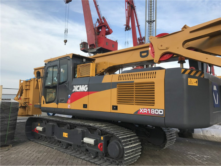 XCMG Official 46m Rotary Drilling Rig XR180D Price