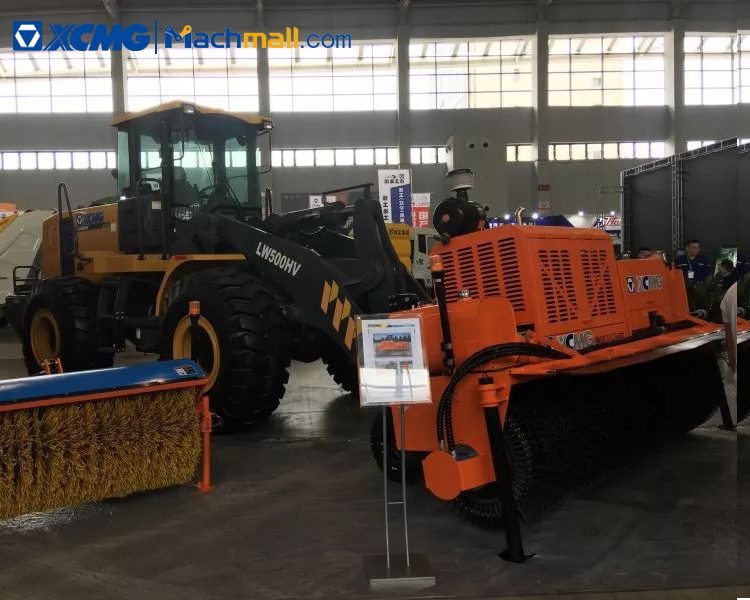 XCMG skid steer loader with multifunction attachment snow brush and snow shovel price