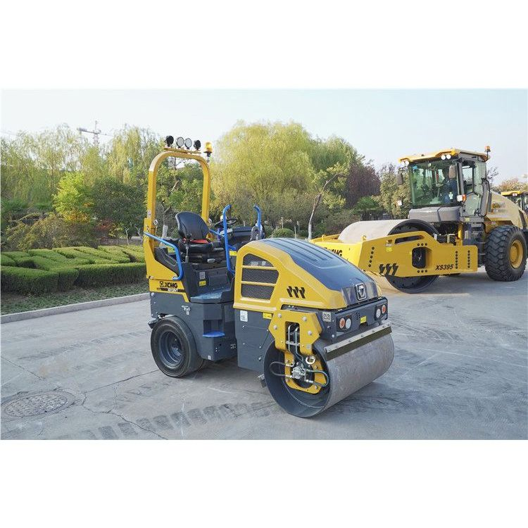 XCMG Official new 3 ton mini vibratory road roller machine XD120VT for European and American price XCMG Official new 3 ton mini vibratory road roller machine XD120VT for European and American price