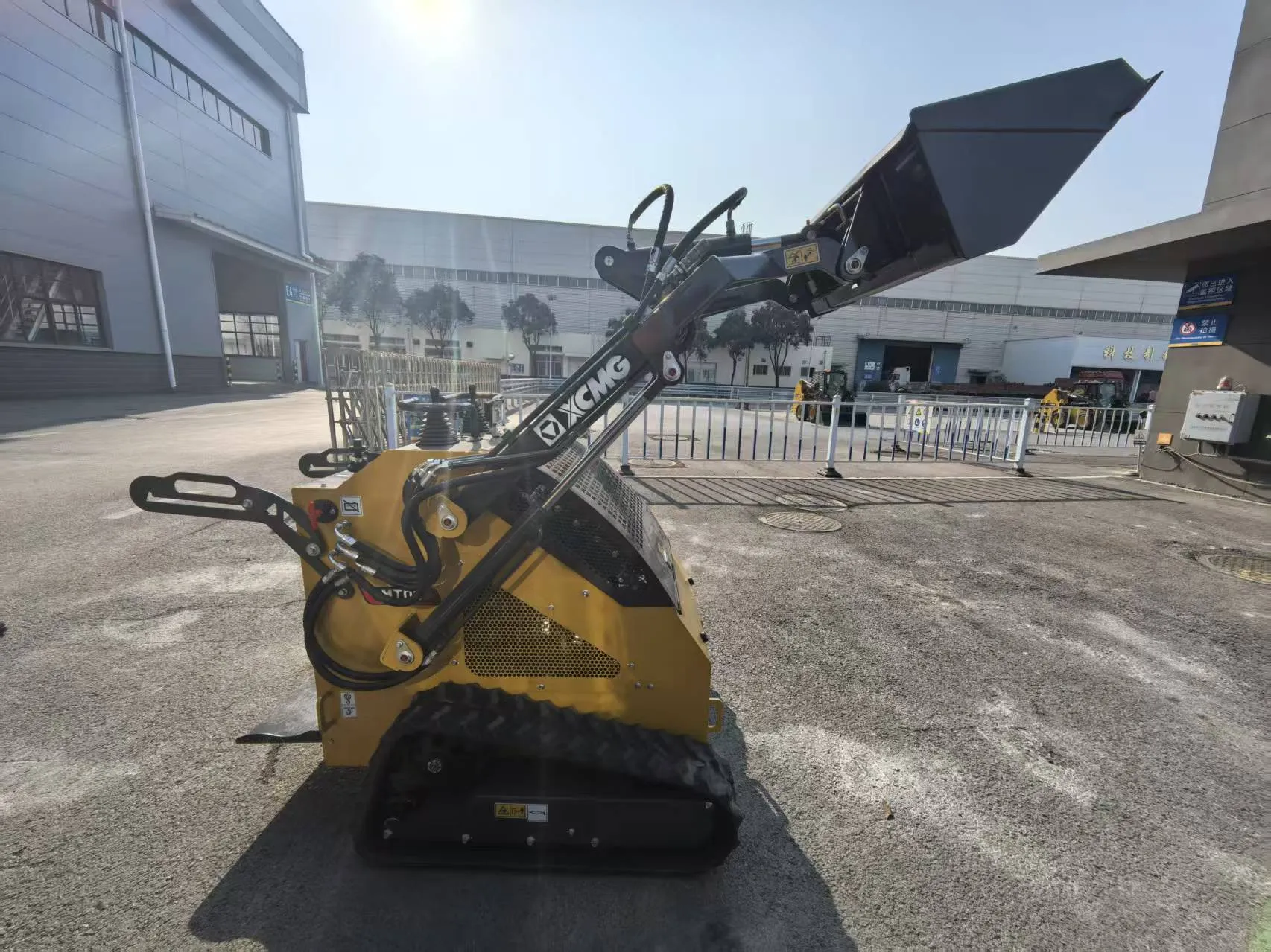XCMG skid steer loader MT03 mini loader skid steer Price For Sale
