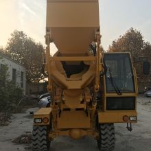 HY-160 self loading concrete mixer