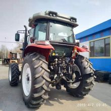 Made in China 130HP 4WD 4/6 Cylinder Walking Agricultural Machinery Farm Tractor