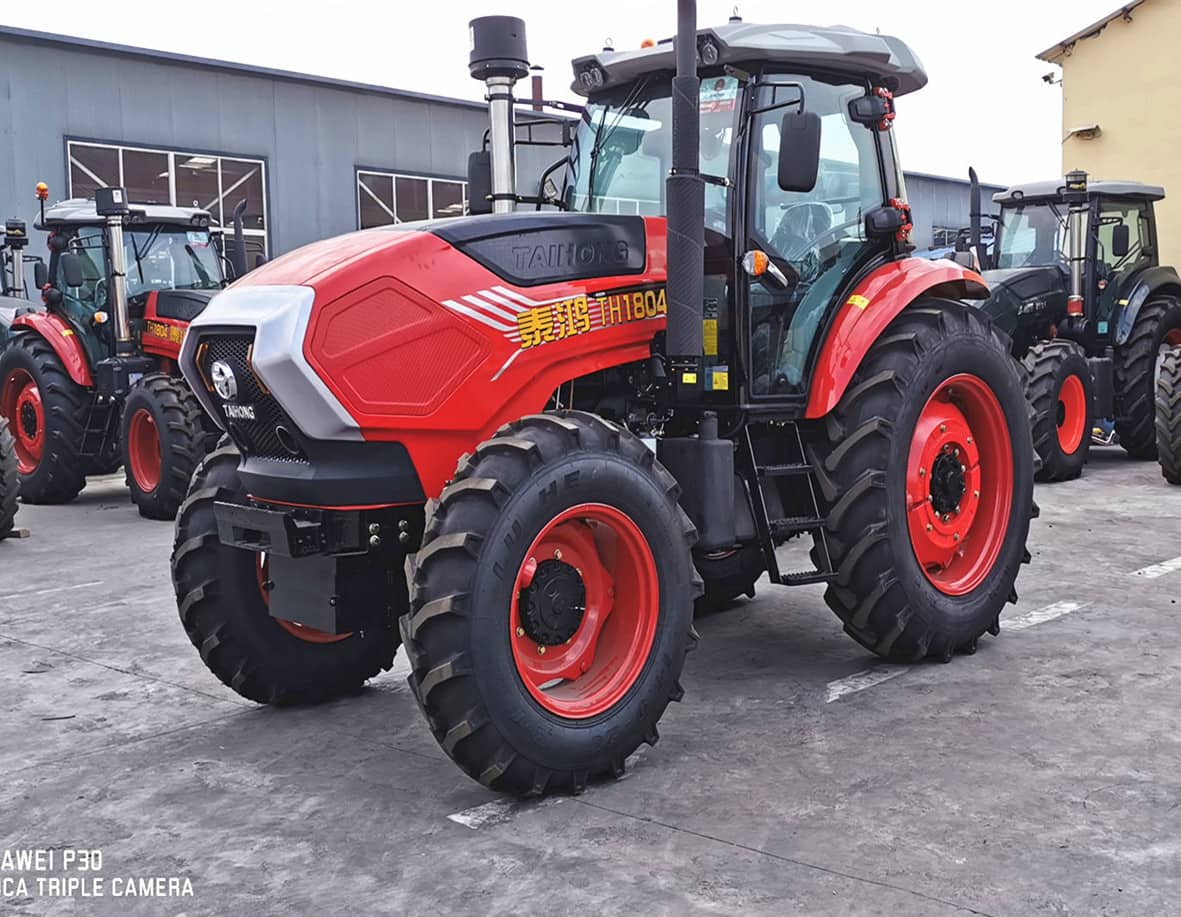 China Factory Supply 150HP 4*4 Wheel Agricultural Machinery Farm Tractor