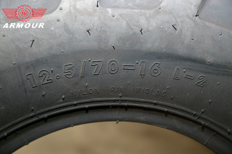 Armour tires L-2 excellent traction 12.5/70-16TL 848 diameter for bulldozer price