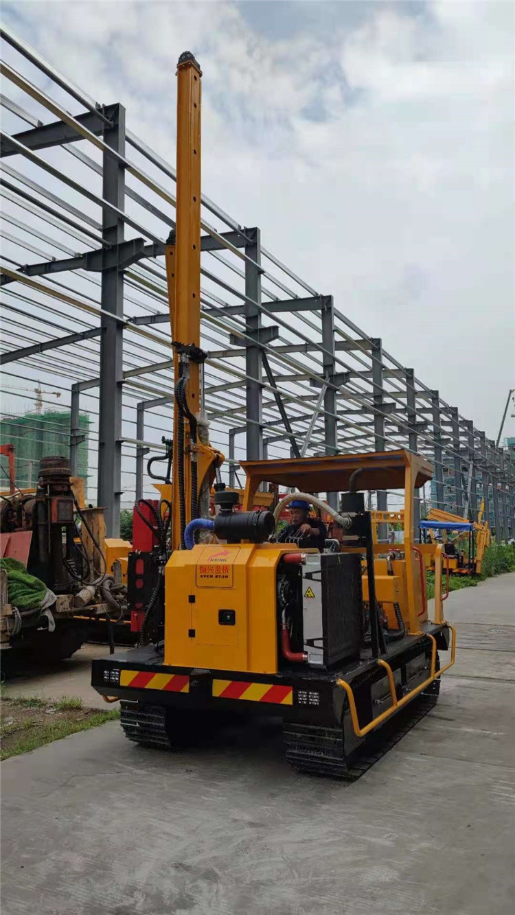 Hengxing HXR526D highway guardrail pile driver with 300mm drilling diameter price