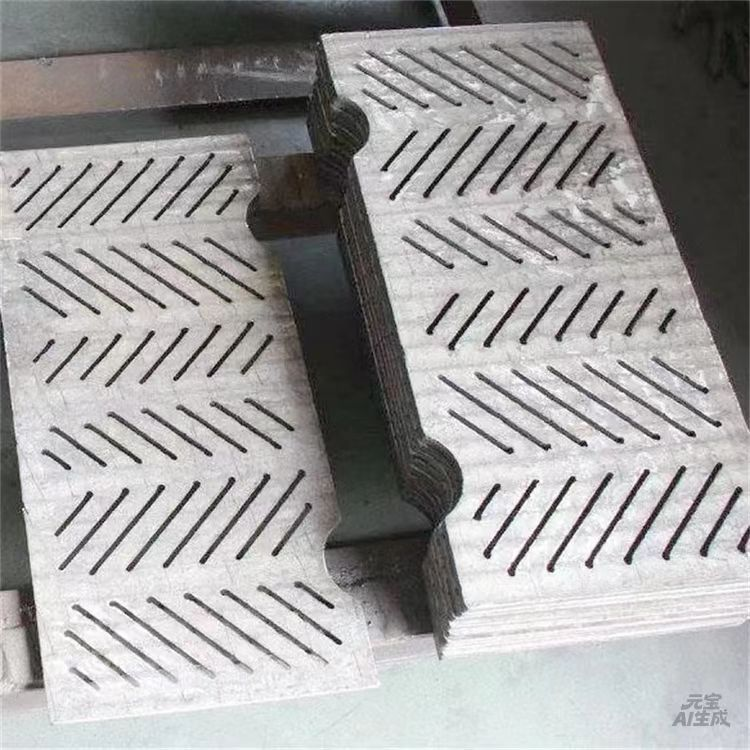 CCO Abrasion Alloy Liner Hardfacing Wear Steel Plate for Hopper Chopper