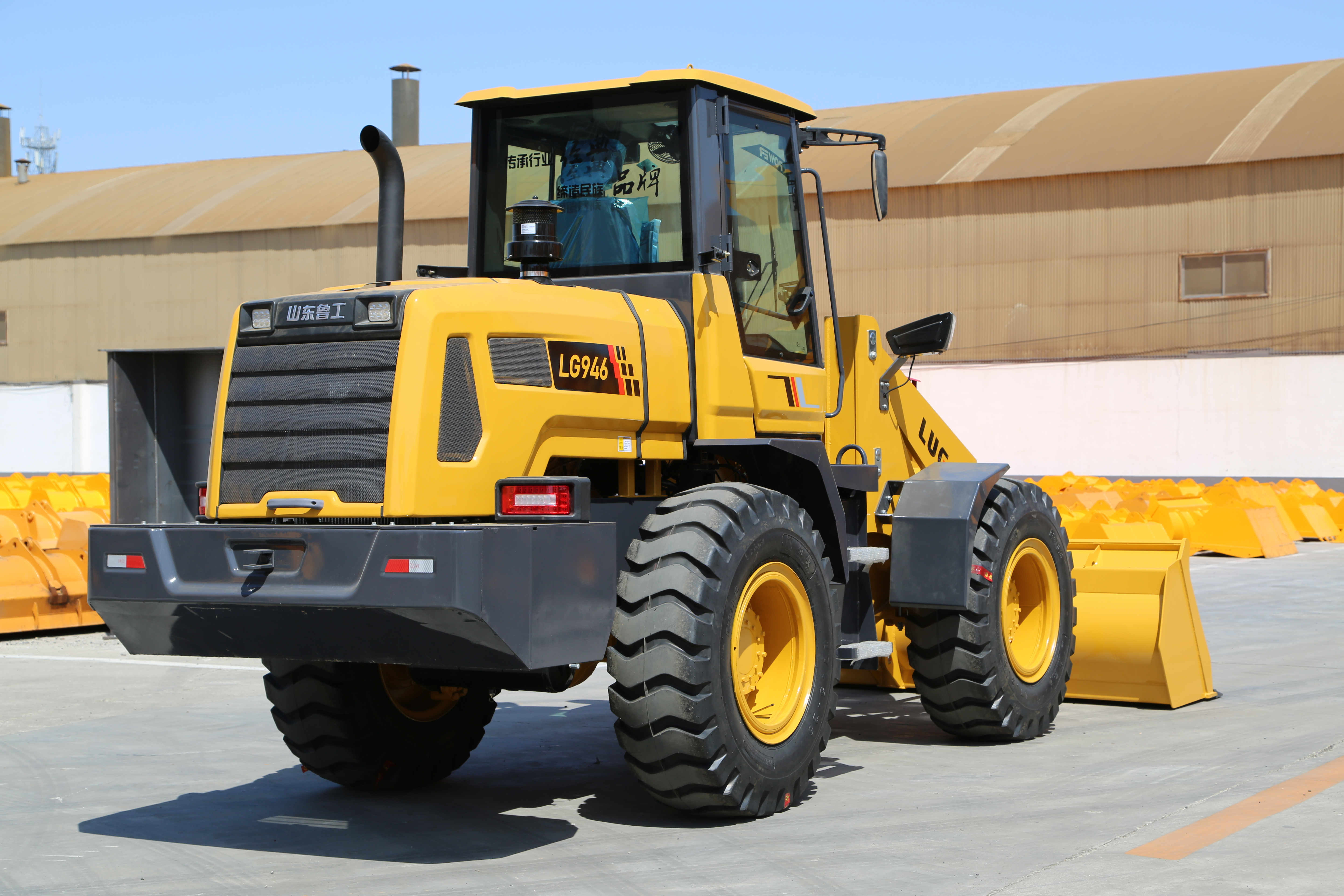 LUGONG LG946 Small Wheel Loader For Agriculture For Sale, MACHMALL
