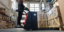 Electric pallet truck EP RPL201 2 ton 120mm lift height price