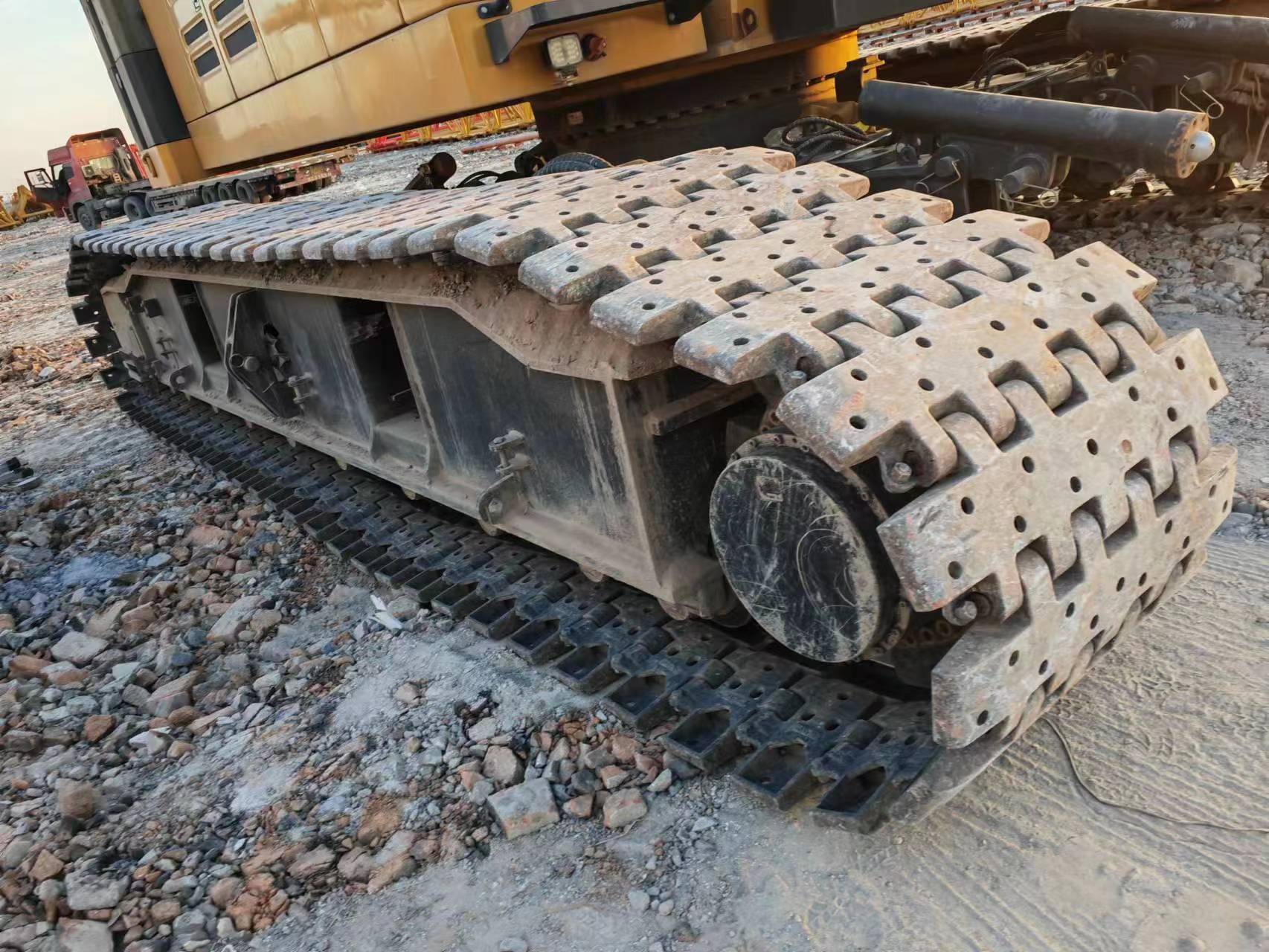 XCMG Hot Sale Used 85 Ton Crawler Crane XGC85 With Best Price, MACHMALL
