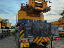 XCMG 2013 year used truck crane QAY260A price for sale