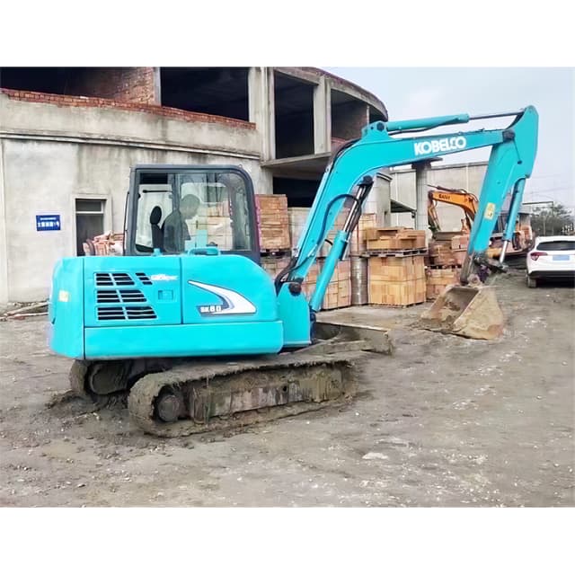 Kobelco Used excavator SK60 earthmoving machinery 6 ton crawler digger