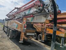 XCMG 62m HB62K Chinese used diesel truck mounted concrete pump price for sale