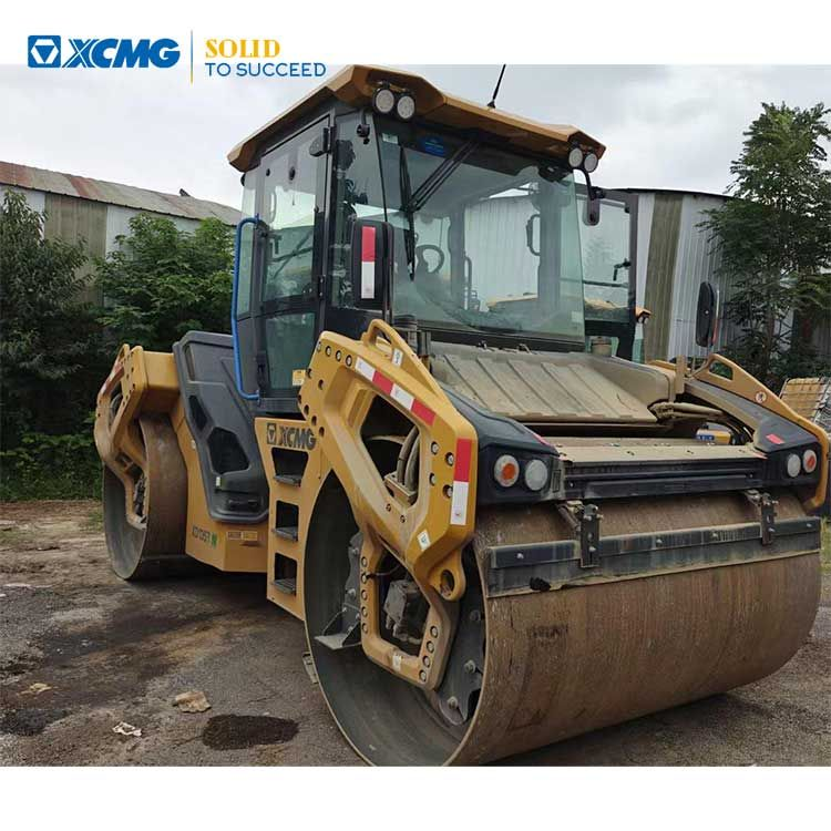 XCMG Factory Used Double Drum Vibratory Road Roller XD135TIV in Stock