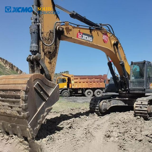 XCMG Factory 50 Ton Second Hand XE550DK Big Crawler Excavator with Strong Power